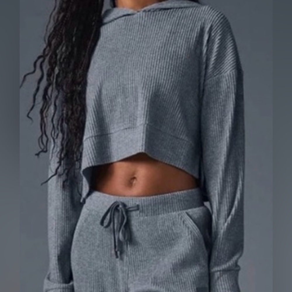 Alo Yoga Muse Hoodie in Steel Grey NWT SOLD OUT COLOR!